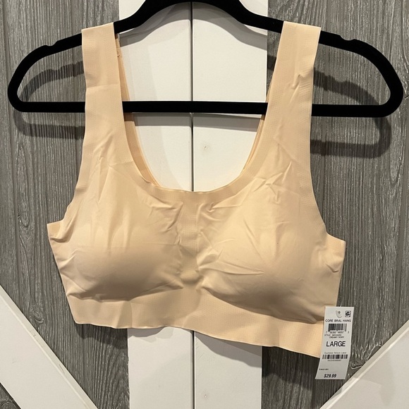 Alfani Other - D06.9. NWT ALFANI Creamy Ivory Laser Cut Seamless Pull On Wireless Bralette L